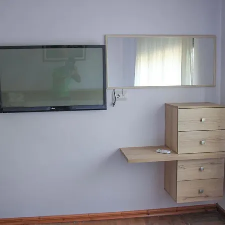 Ballo Apartment Gjirokaster