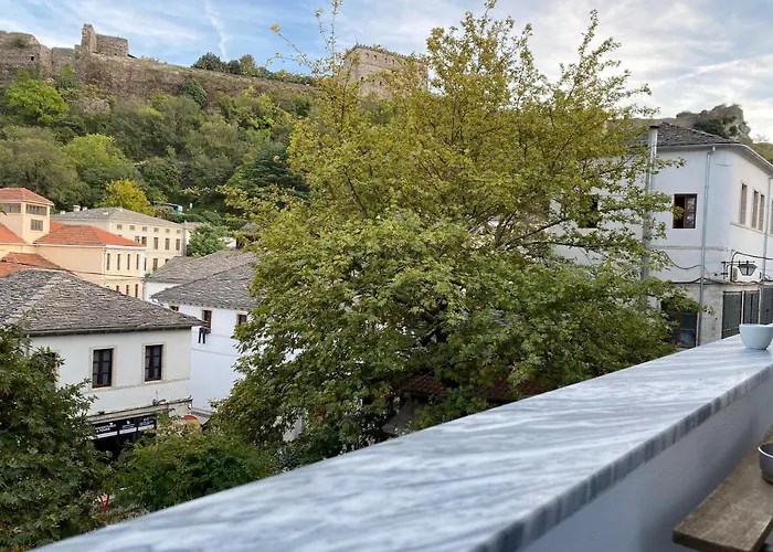 公寓 Ballo Gjirokastër